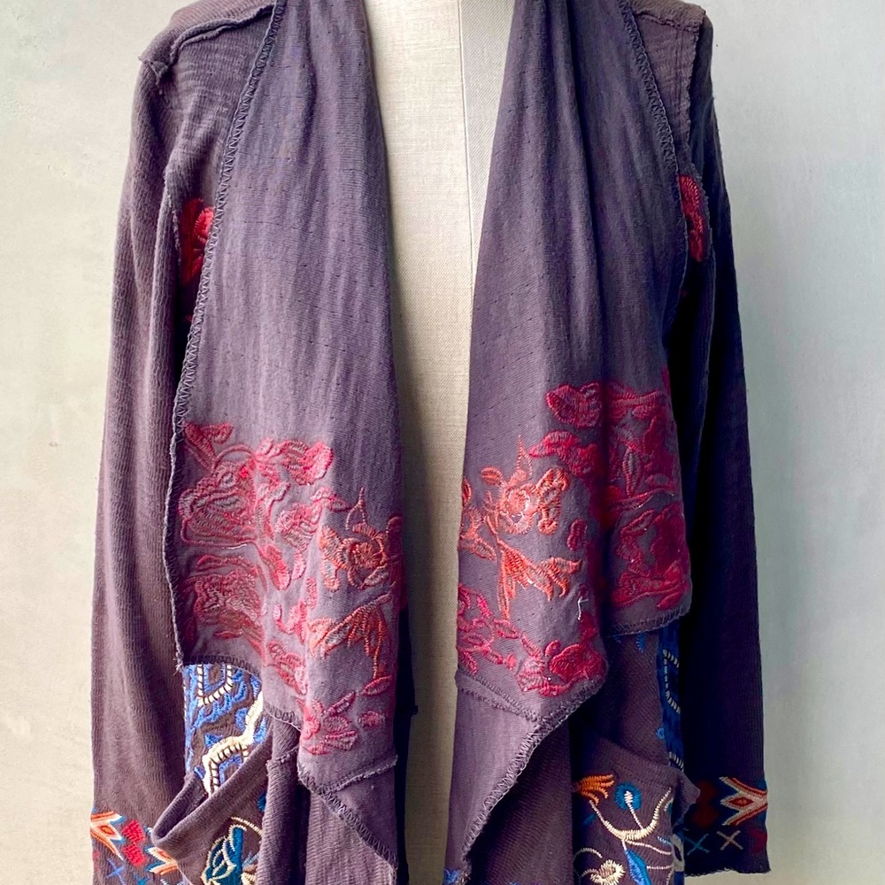 Paparazzi embroidered open flow jacket